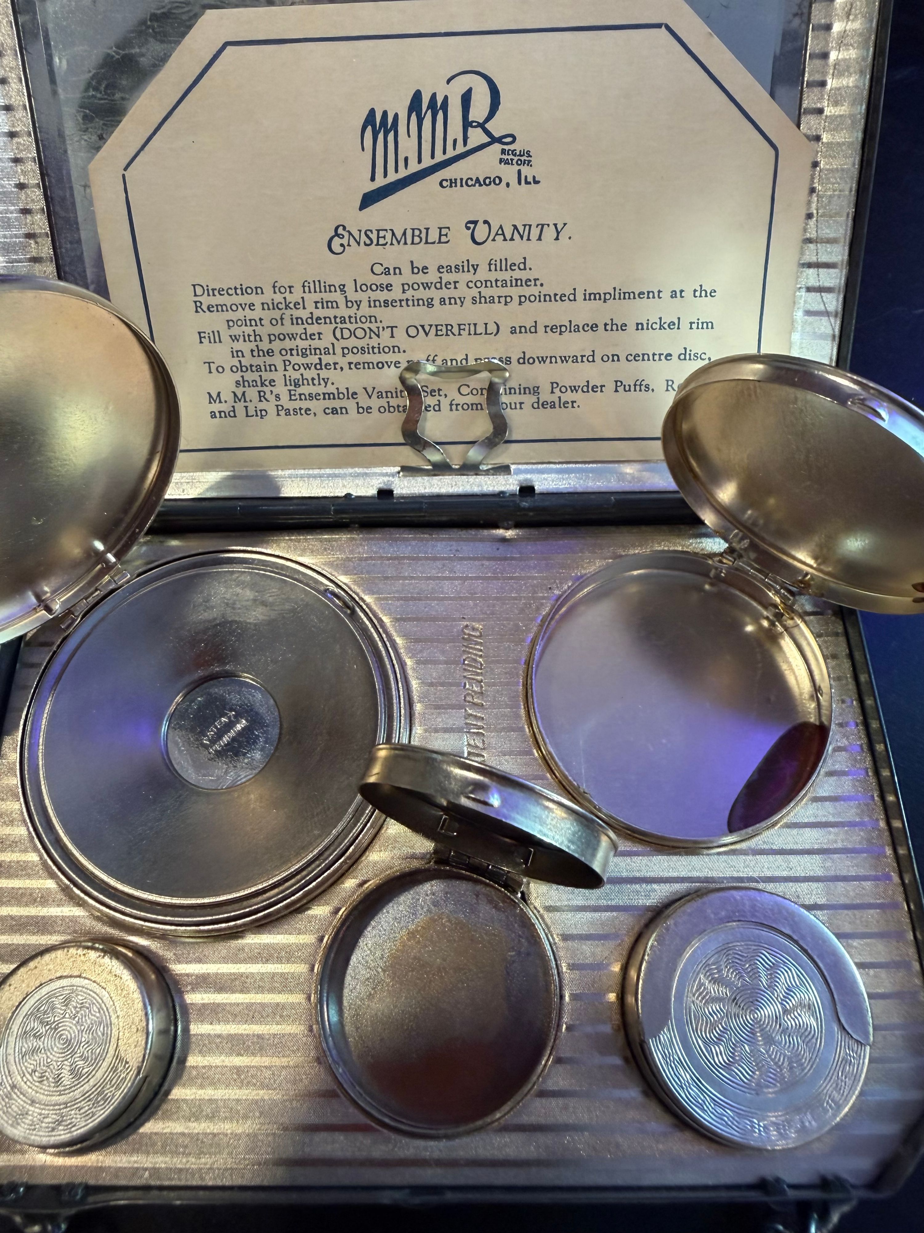 Vintage 1920’s M.M.R Silver Ensemble Vanity Like New With Original Tag - Thumbnail 2