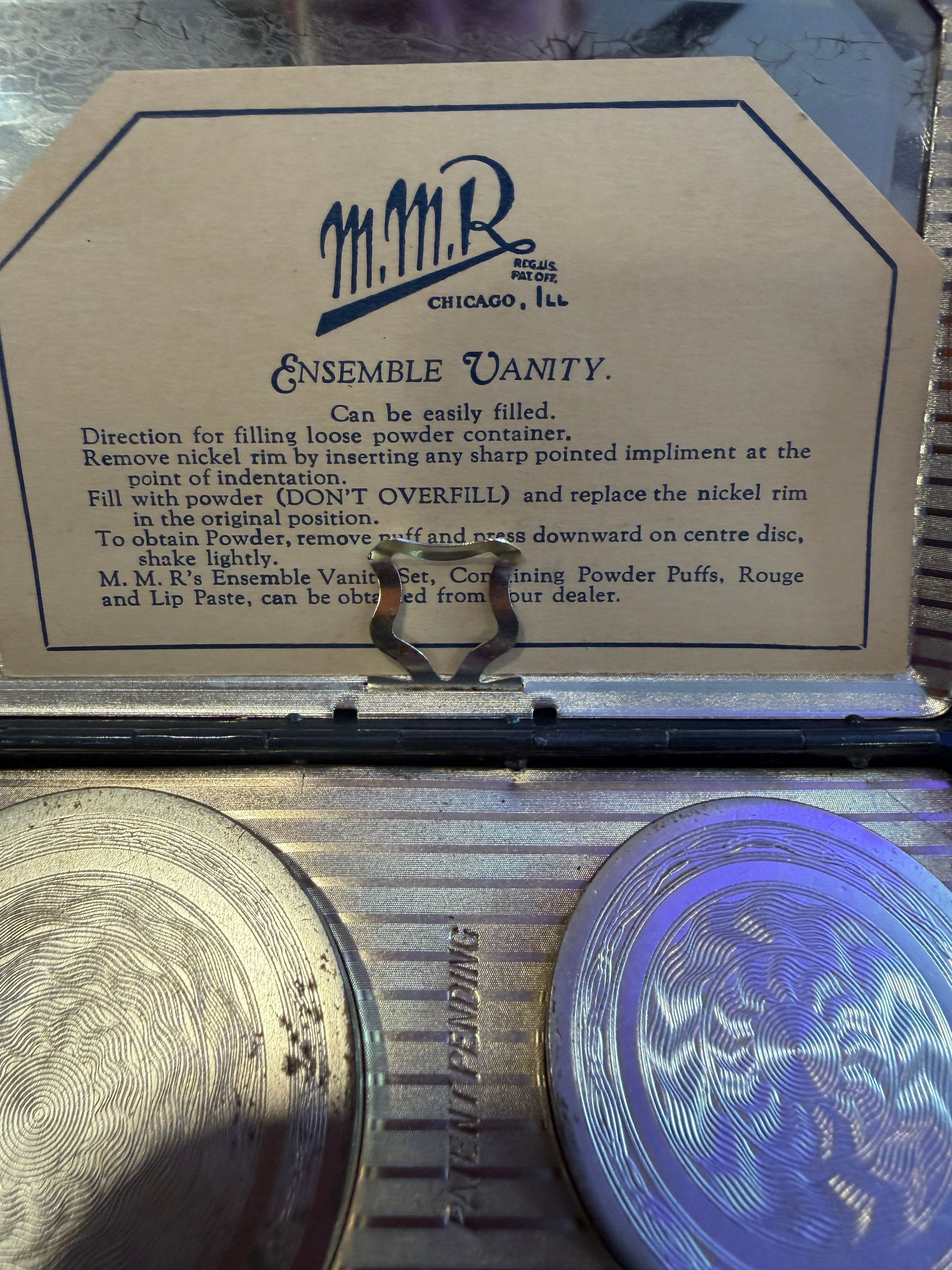 Vintage 1920’s M.M.R Silver Ensemble Vanity Like New With Original Tag - Thumbnail 3